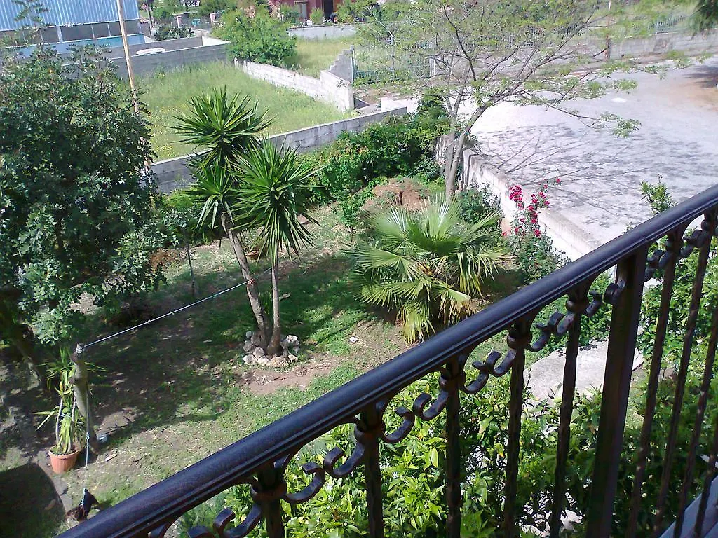 לינה וארוחת בוקר Ghilarza B&B Perdalonga